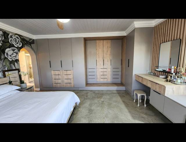 4 BEDROOM HOUSE FOR SALE IN VAALPARK